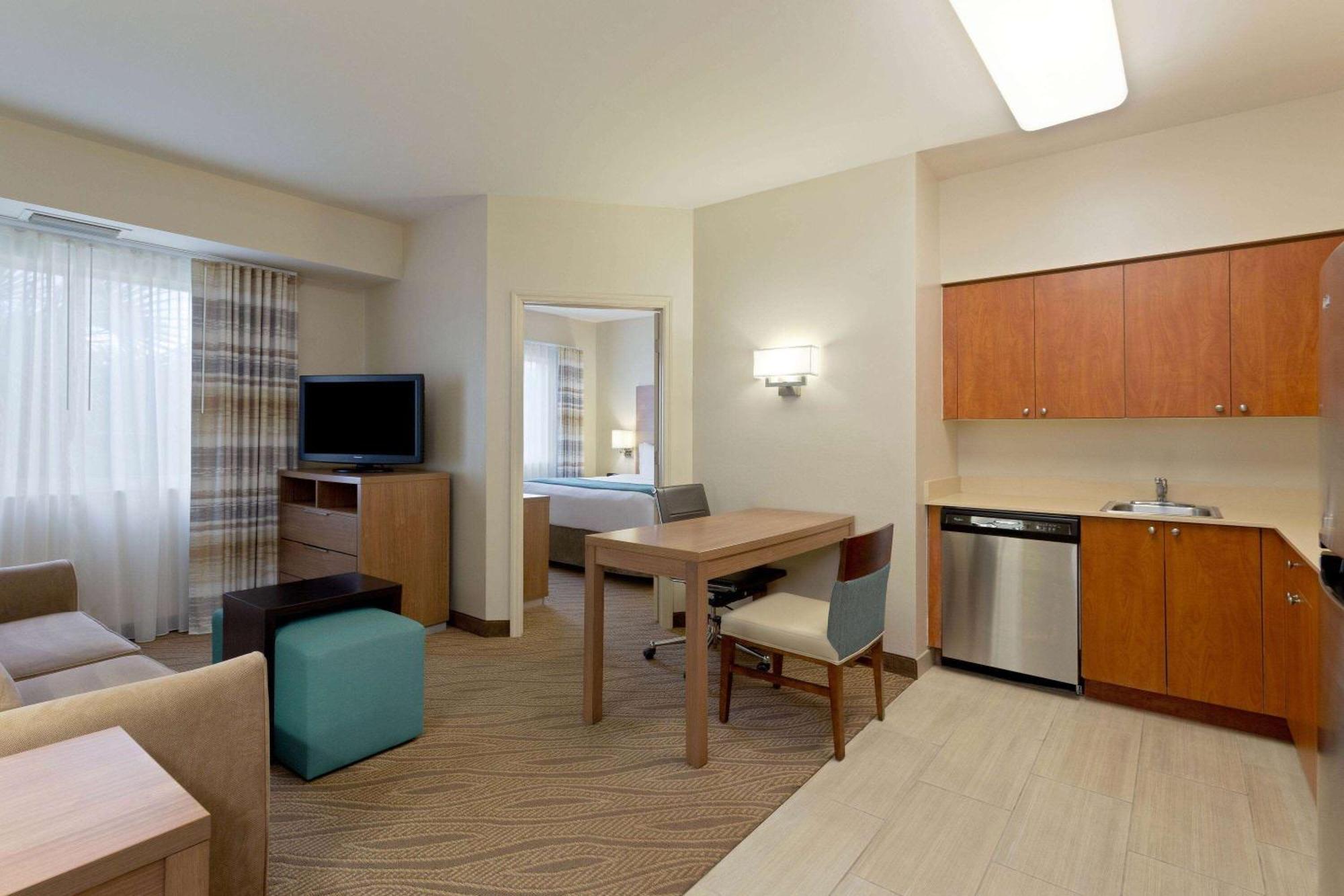 Hawthorn Extended Stay By Wyndham North Naples Exteriér fotografie